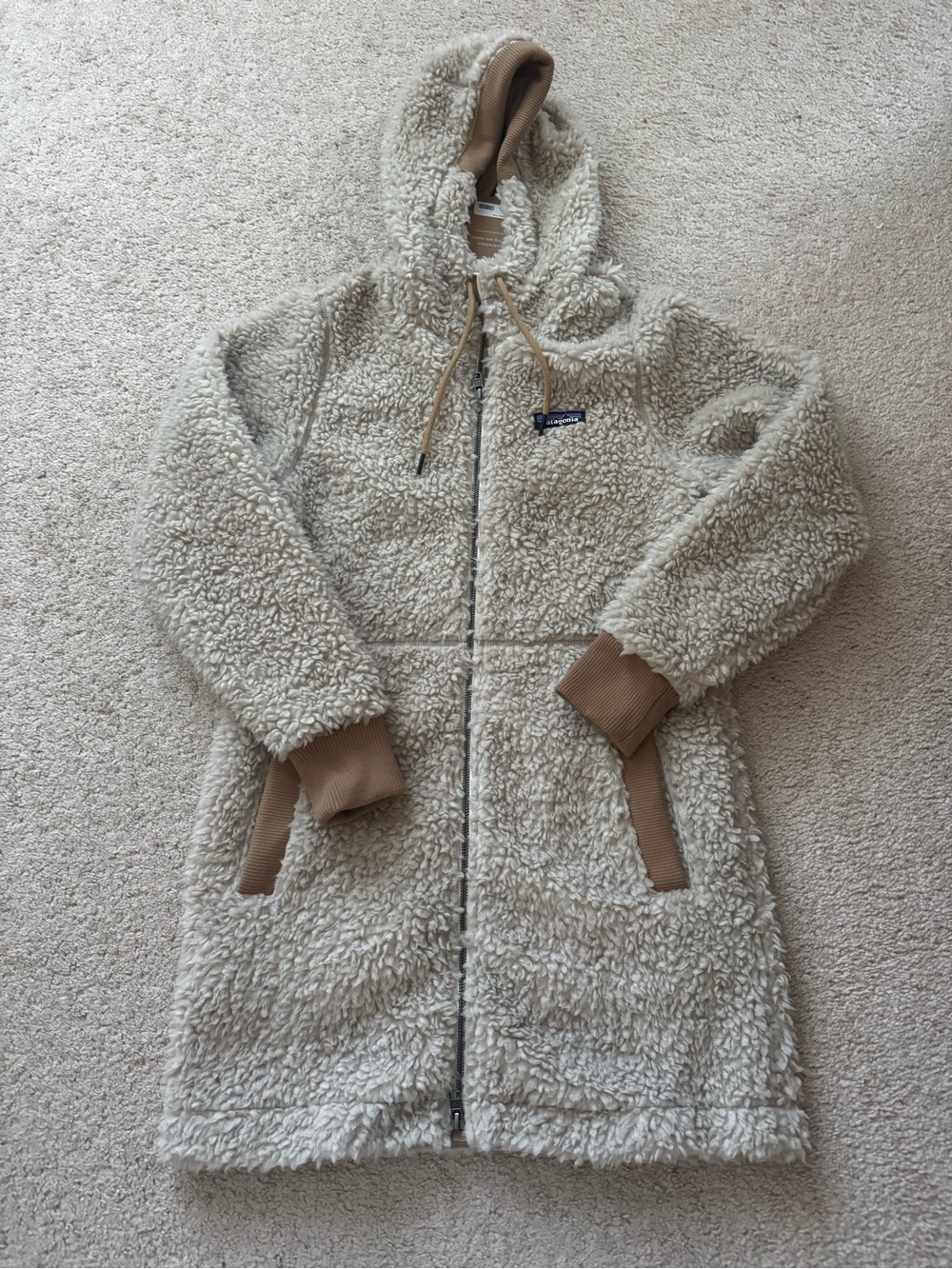 Women’s NWT Patagonia Dusty Mesa Parka Size XS